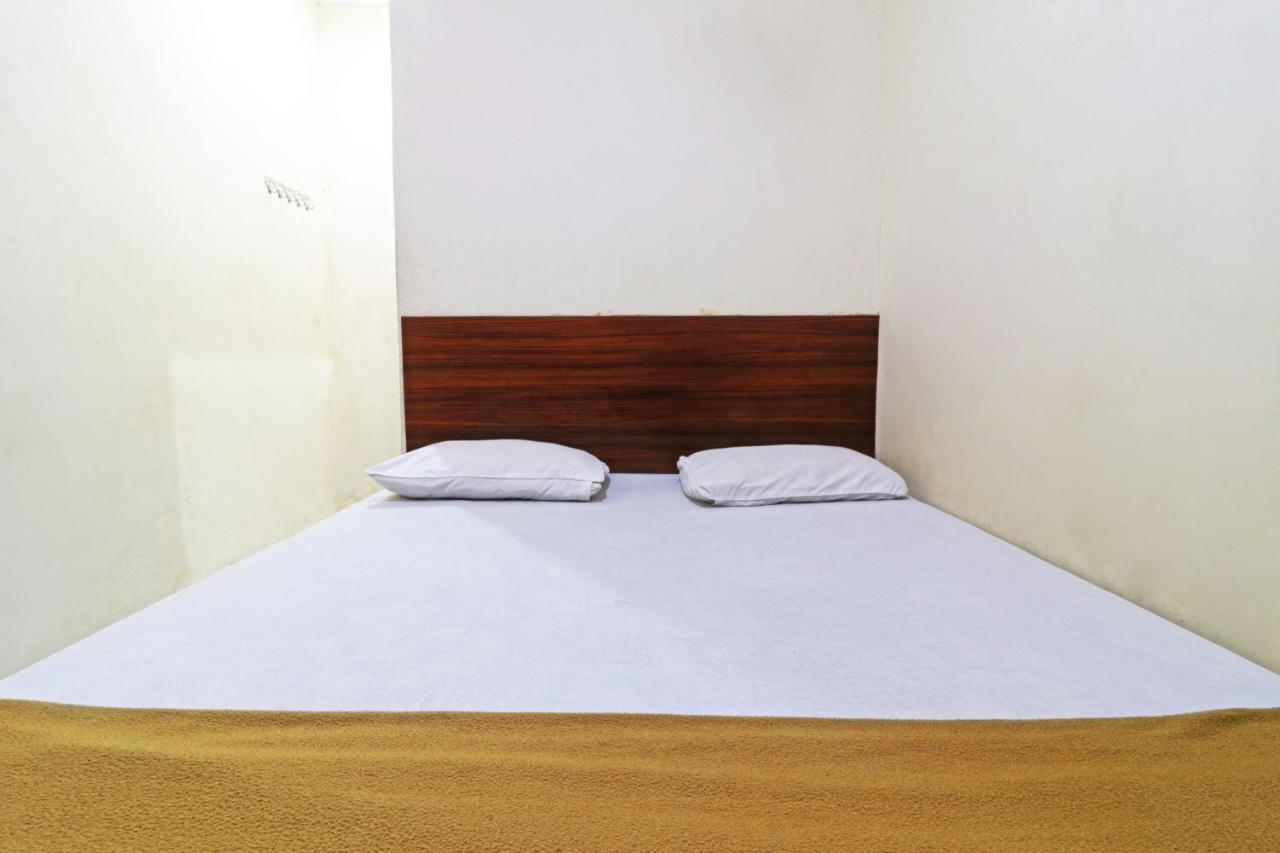 Guest House Taman Sari Syariah Pekanbaru Buitenkant foto
