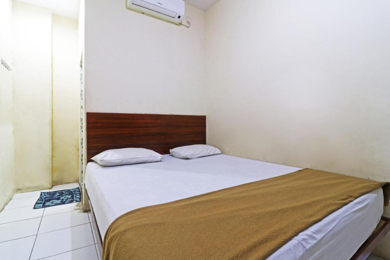 Guest House Taman Sari Syariah Pekanbaru Buitenkant foto