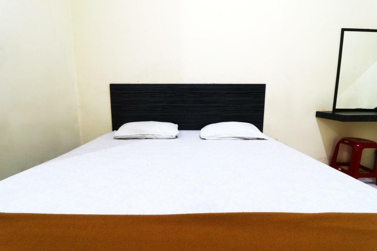 Guest House Taman Sari Syariah Pekanbaru Buitenkant foto