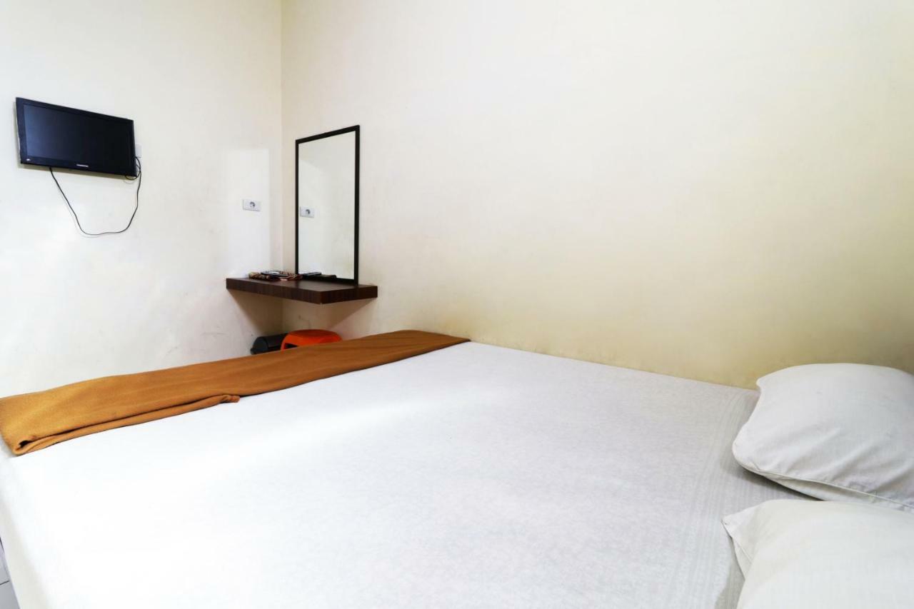 Guest House Taman Sari Syariah Pekanbaru Buitenkant foto